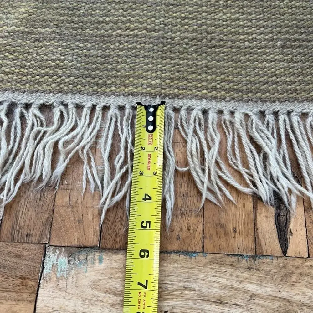Flatweave Wool Rug 27 x 54